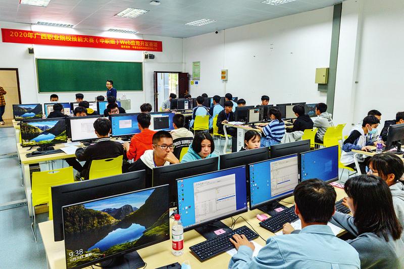 2020年廣西職業院校技能大賽火熱進行 計算機軟件技術開發者展鋒芒